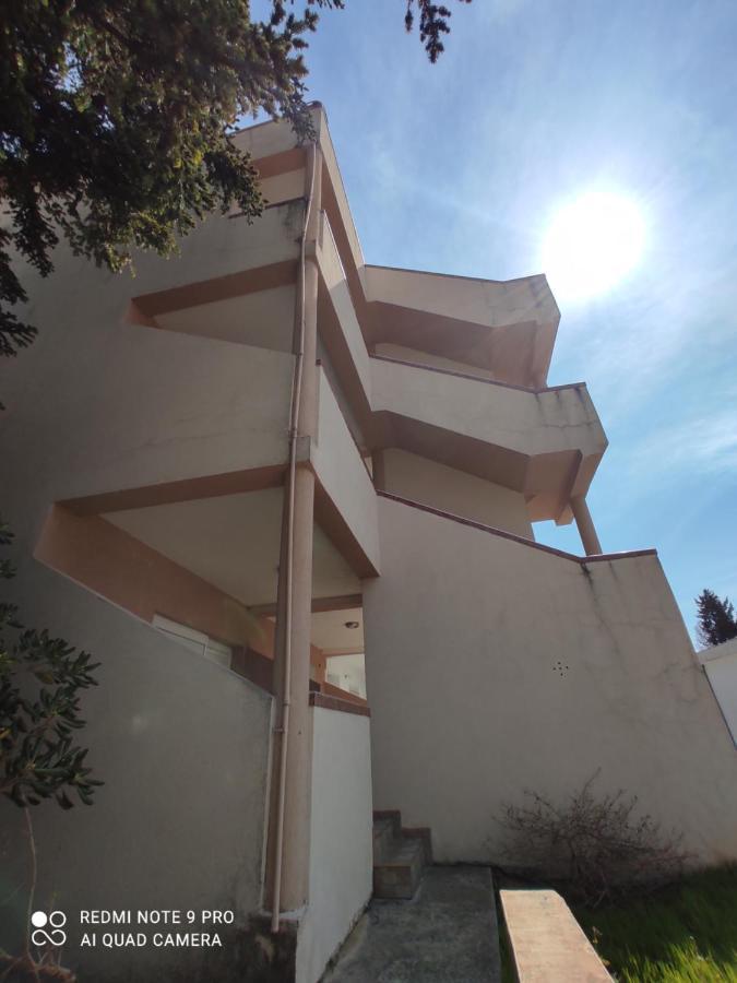 Apartments Anne Petrovac Exterior photo